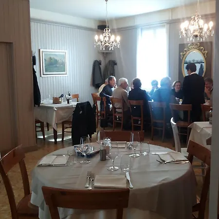 Il Gembro Otel *
